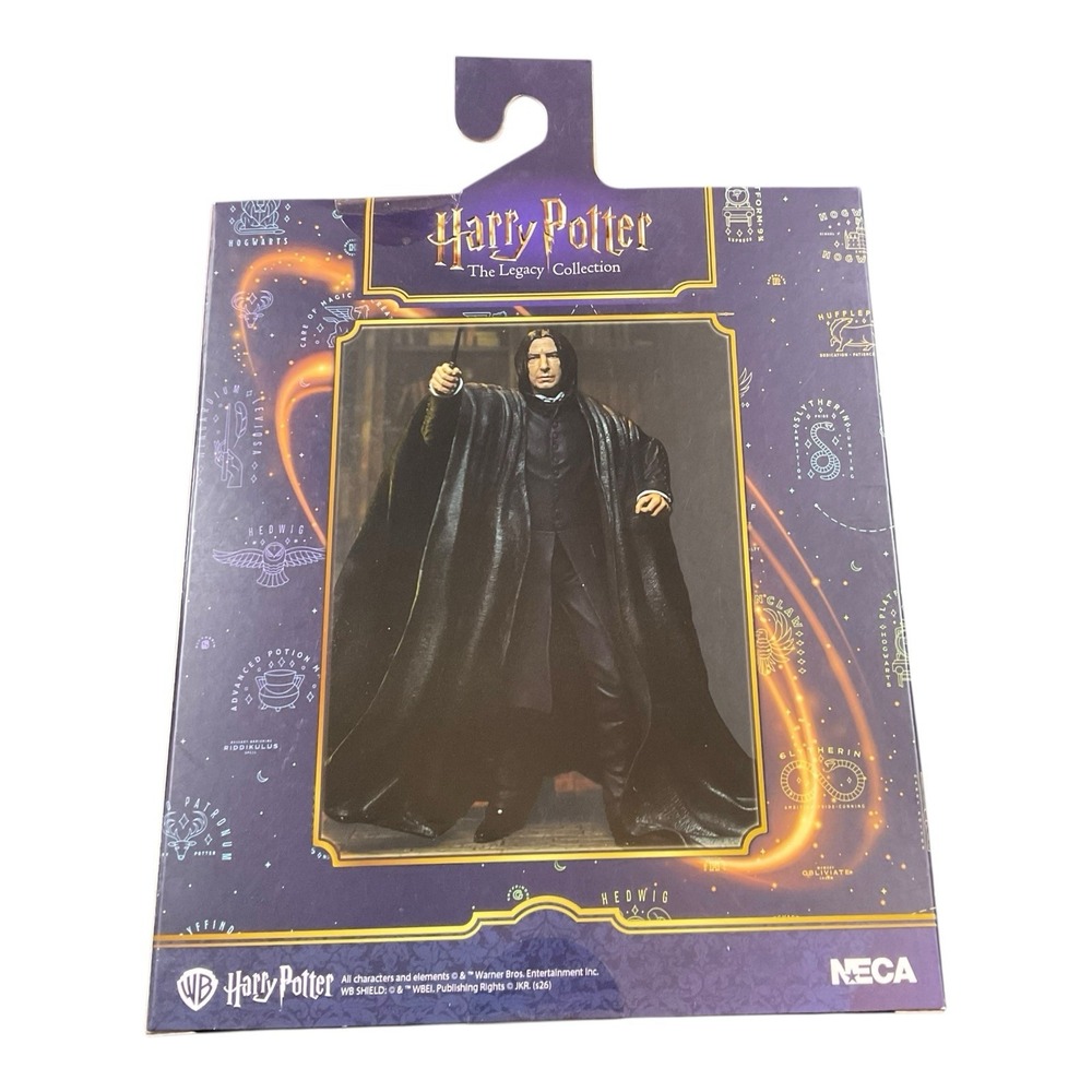 NECA Harry Potter The Legacy Collection Professor Severus Snape Figure In Hand - Picture 3 of 6